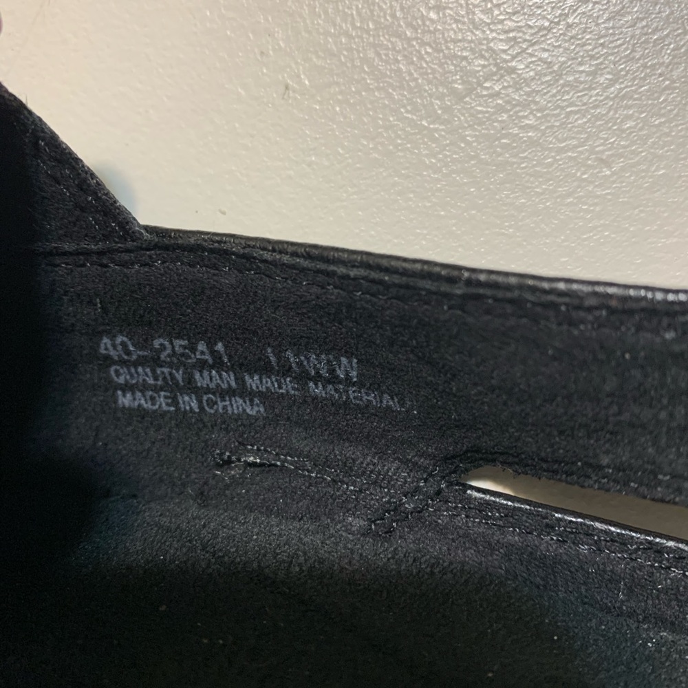 Ladies Black Flats - Picture 5 of 5